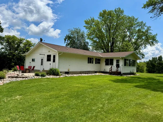 $475,000 | 1001 1st Avenue Northwest, Pelican Rapids, MN 56572