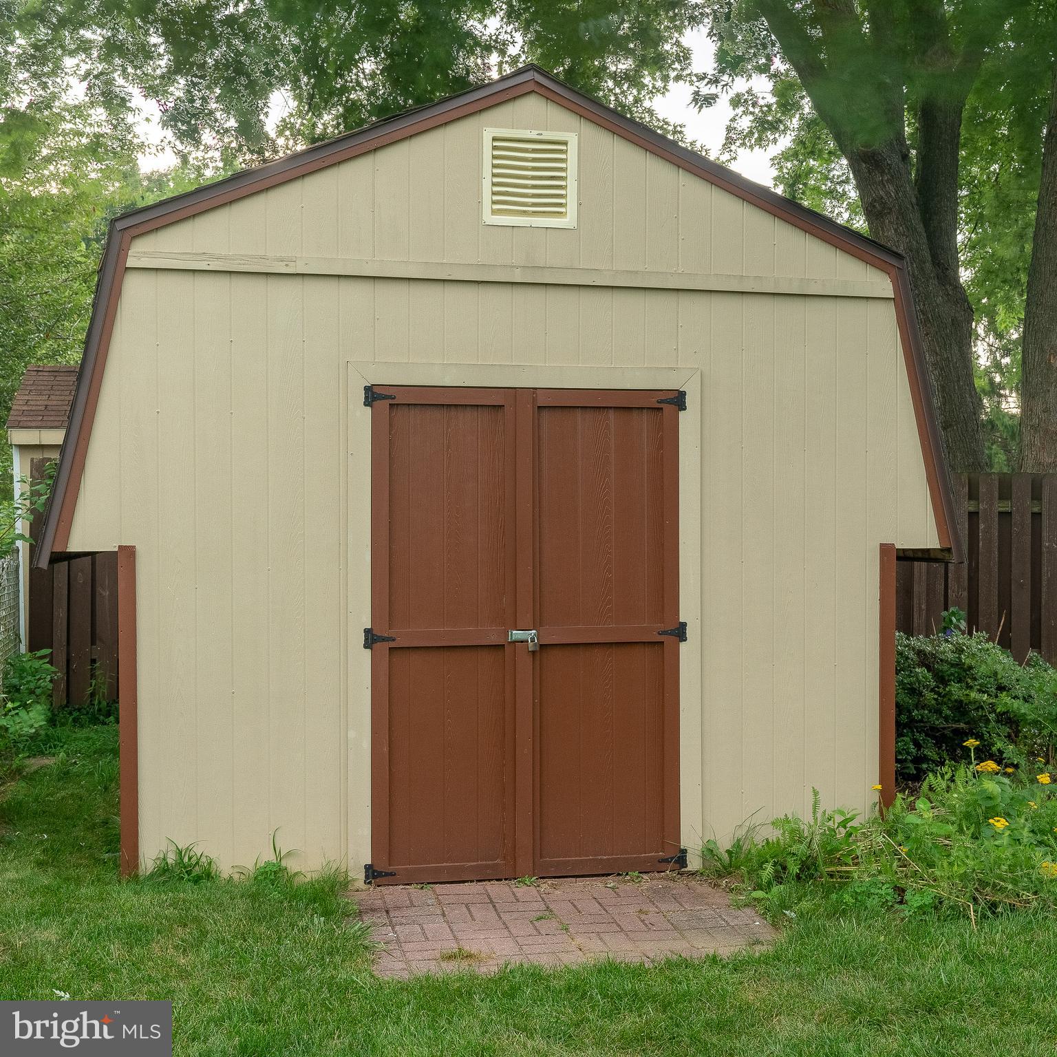 141 Pulte Road Lancaster, PA 17601 - Photo 31 of 35 Oversized Shed for Storage
