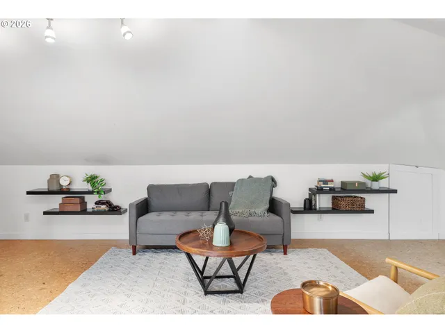 $480,000 | 3127 Northeast 60th Avenue, Portland, OR 97213