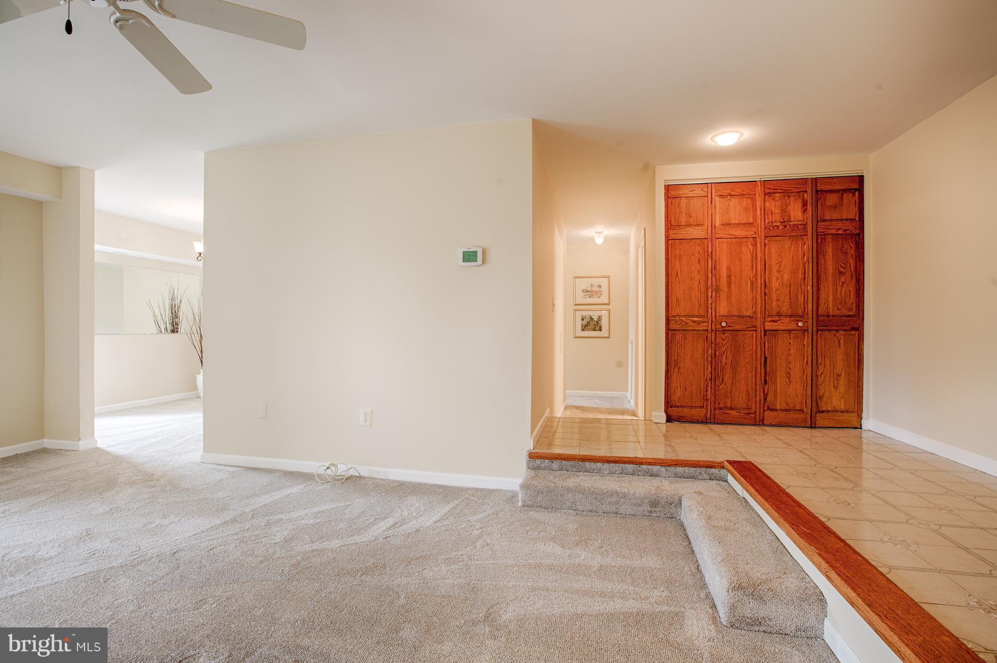142 Georgetown Road, Unit 10 Annapolis, MD 21403 - Photo 2 of 23 Large open space for relaxing and entertaining