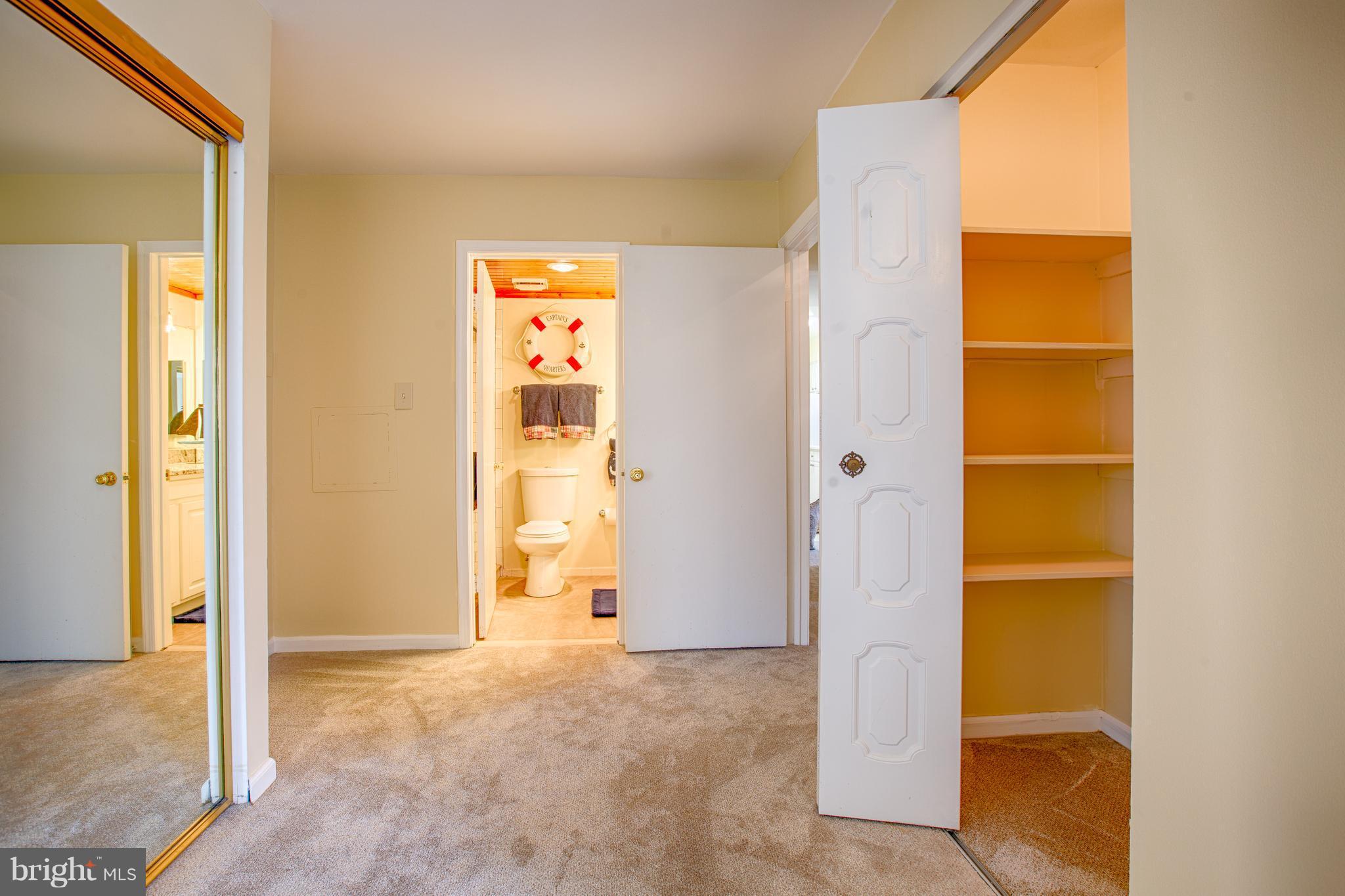 142 Georgetown Road, Unit 10 Annapolis, MD 21403 - Photo 12 of 23 Two large closets, one walk in closet!!!!!!