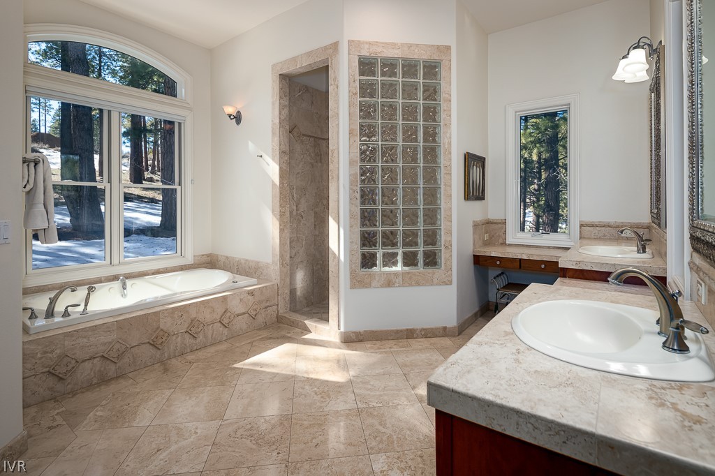 4575 Joy Lake Road Reno, NV 89511 - Photo 14 of 24 Master Bathroom
