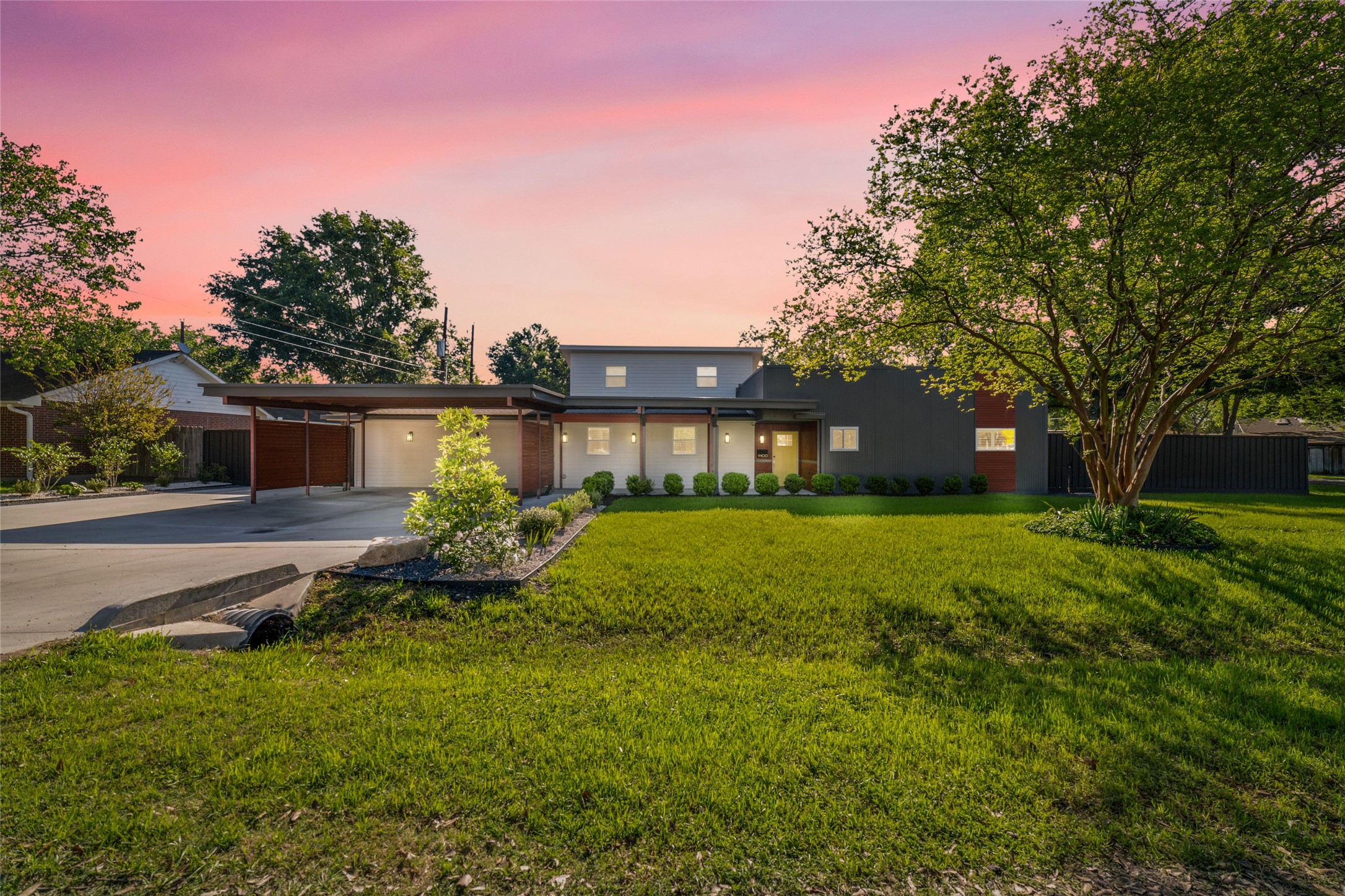 9400 Spring Branch Drive Houston, TX 77080 - Photo 5 of 45 Gallery Image 5