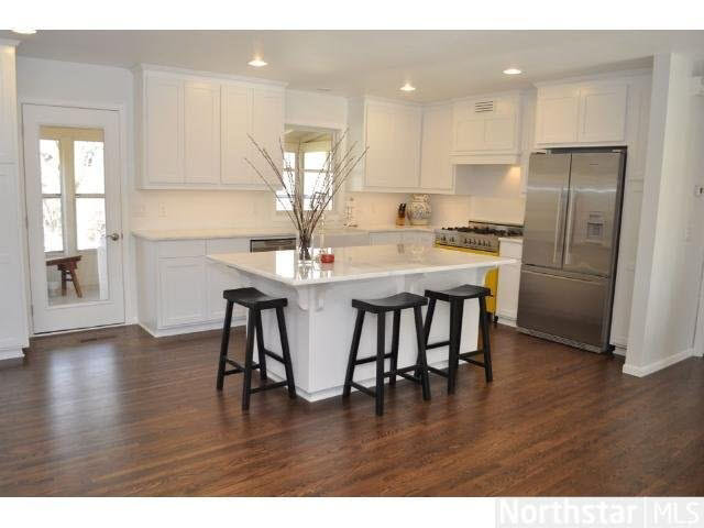 5820 Dewey Hill Road Edina, MN 55439 - Photo 6 of 18 Gallery Image 6
