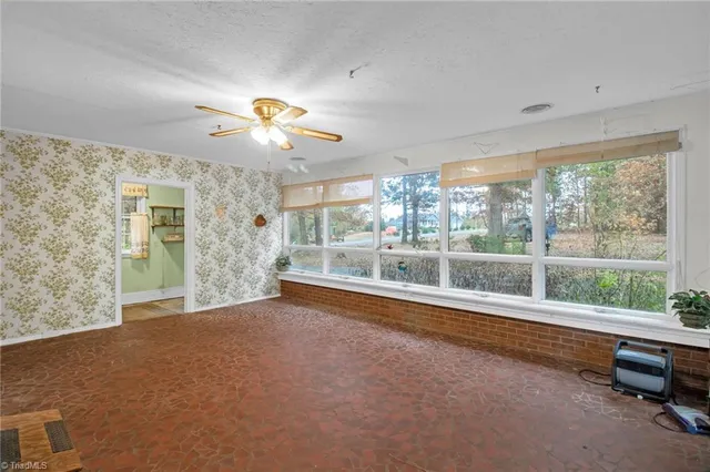 $245,000 | 324 Elam Avenue, Ramseur, NC 27316