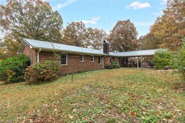 $245,000 | 324 Elam Avenue, Ramseur, NC 27316