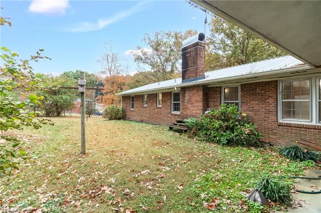 $245,000 | 324 Elam Avenue, Ramseur, NC 27316