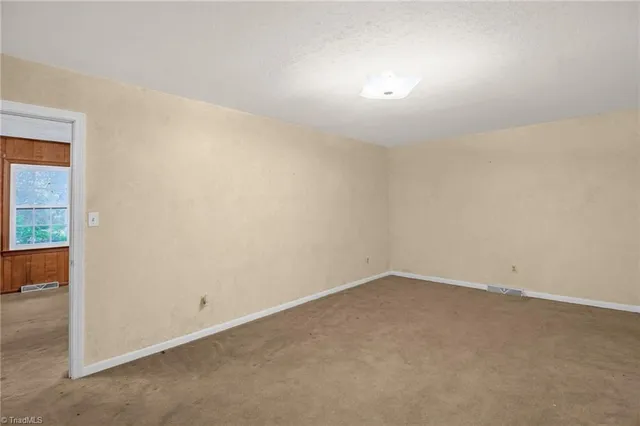 $245,000 | 324 Elam Avenue, Ramseur, NC 27316