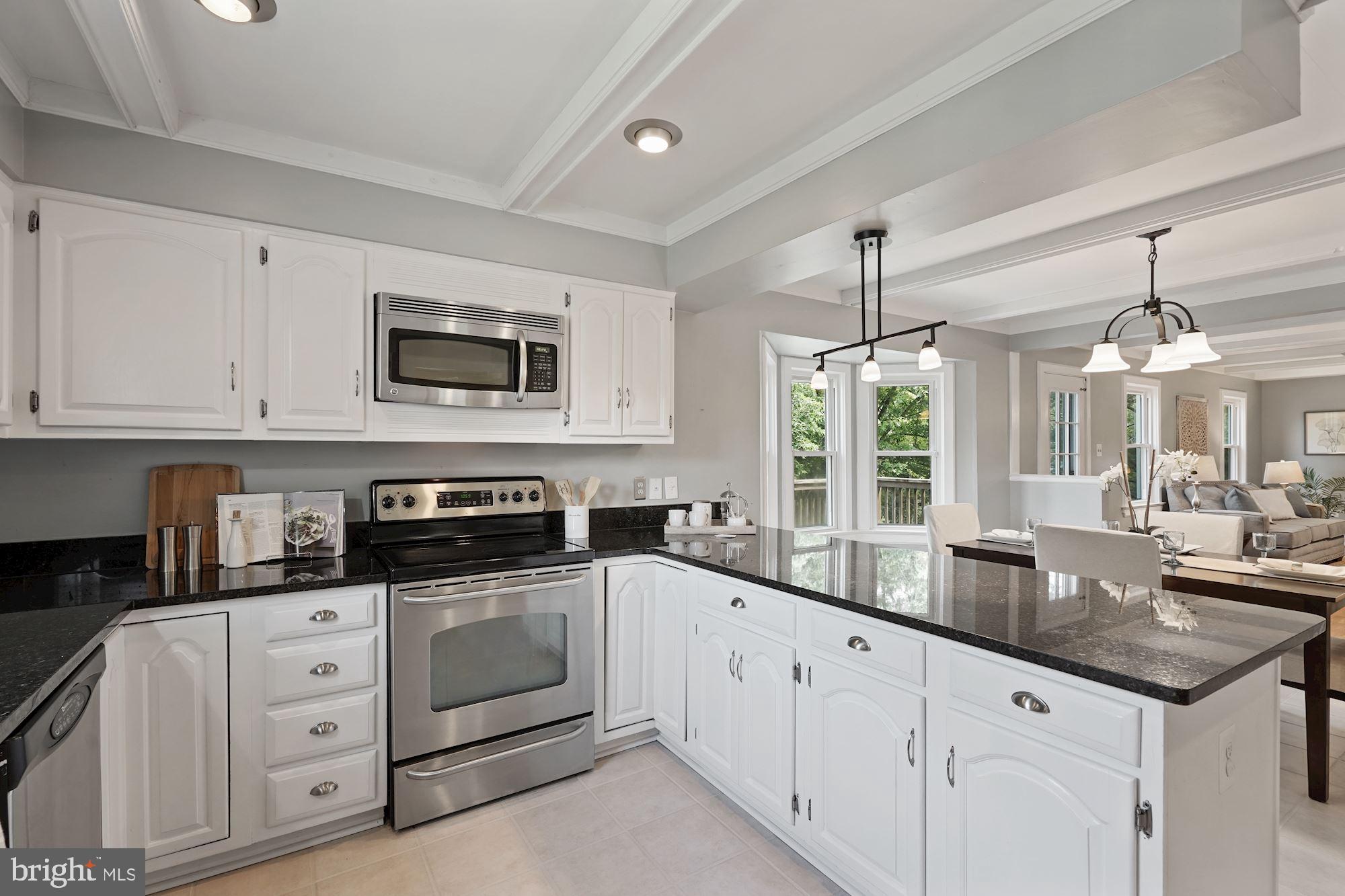 2819 Rifle Ridge Road Oakton, VA 22124 - Photo 11 of 38
