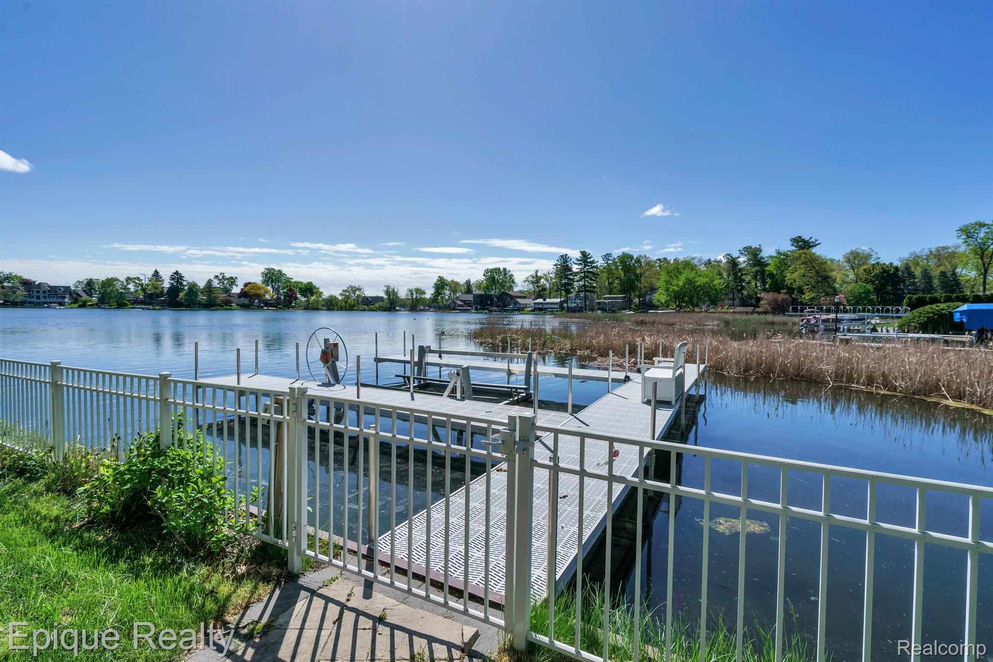 965 Pine Tree Road West Lake Orion, MI 48362 - Photo 4 of 23 Gallery Image 4