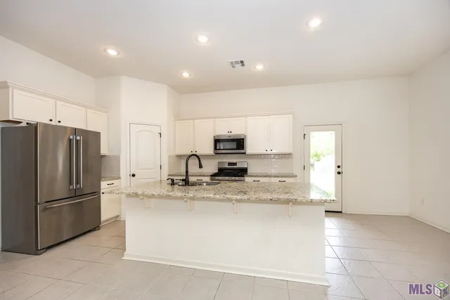 $2,200 | 1072 Shadow Bluff Drive, Baton Rouge, LA 70820