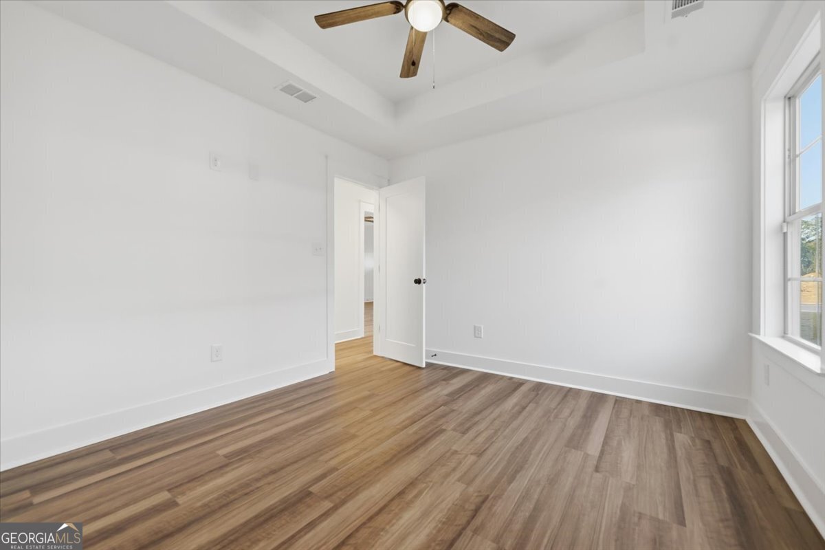 514 New Hope Drive Perry, GA 31069 - Photo 27 of 37 wooden floor in an empty room