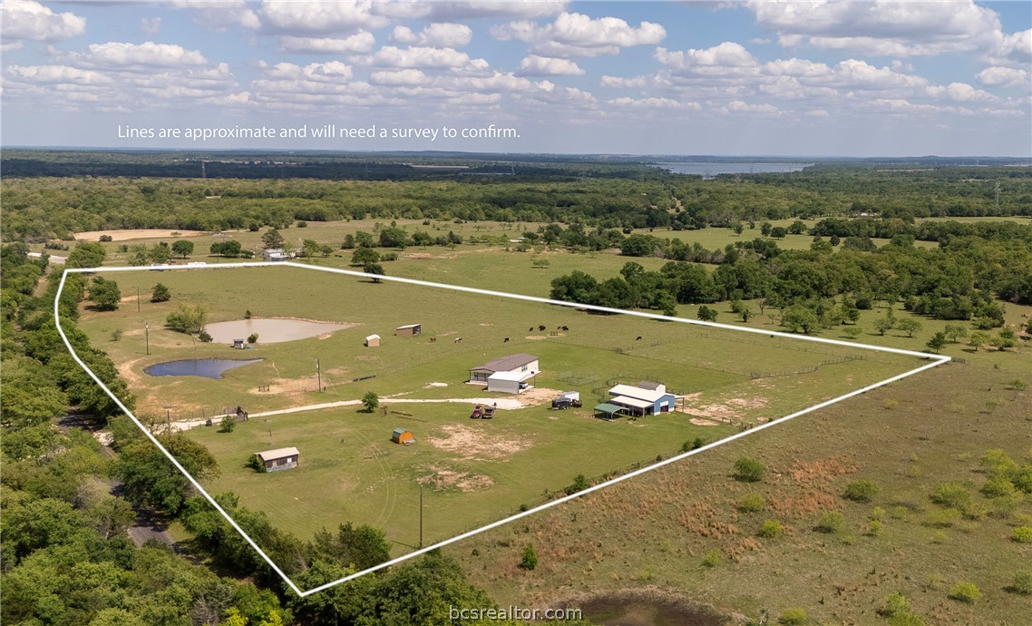 10976 Whiterock Road Bremond, TX 76629 - Photo 40 of 42 a view of a tennis court