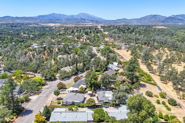 $485,000 | 1550 Barbara Road, Redding, CA 96003