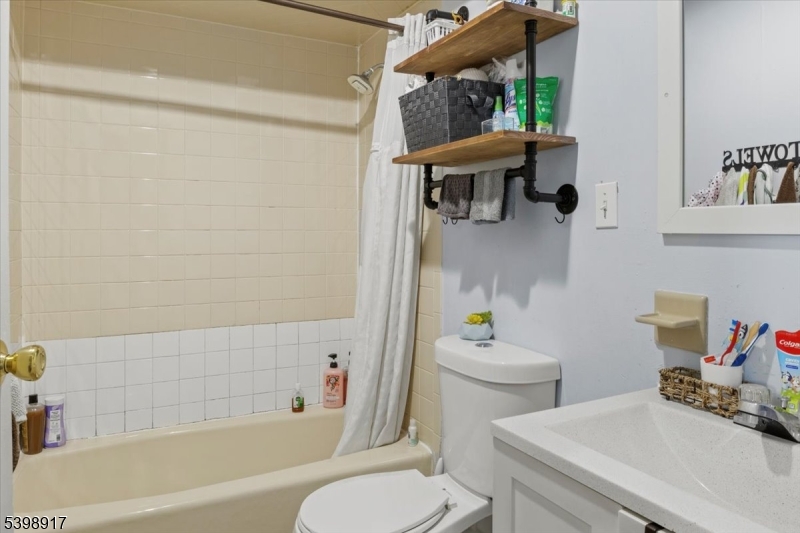 331 East 29th Street, Unit 2 Paterson, NJ 07514 - Photo 12 of 30