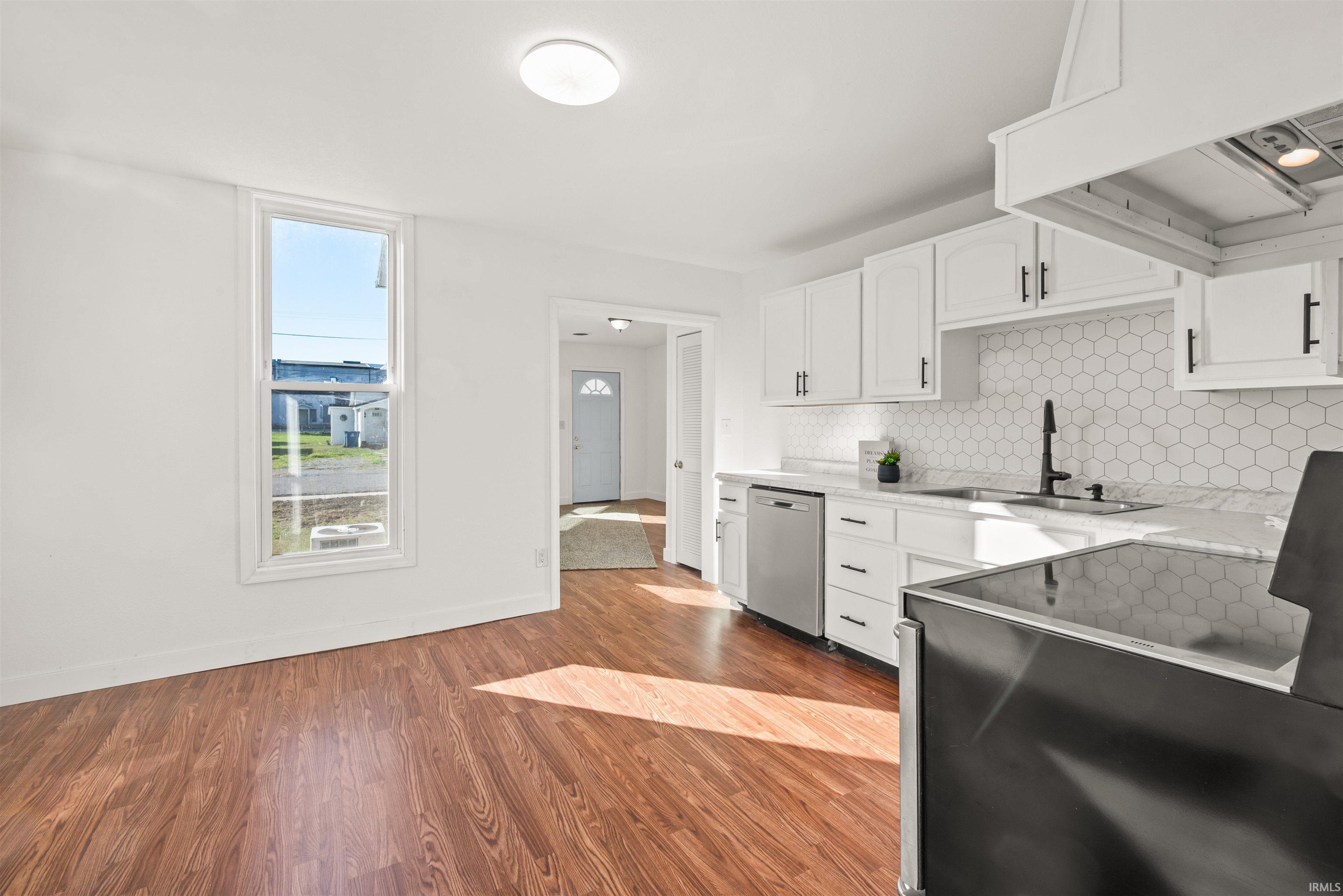 115 South Walnut Street Fairmount, IN 46928 - Photo 12 of 24