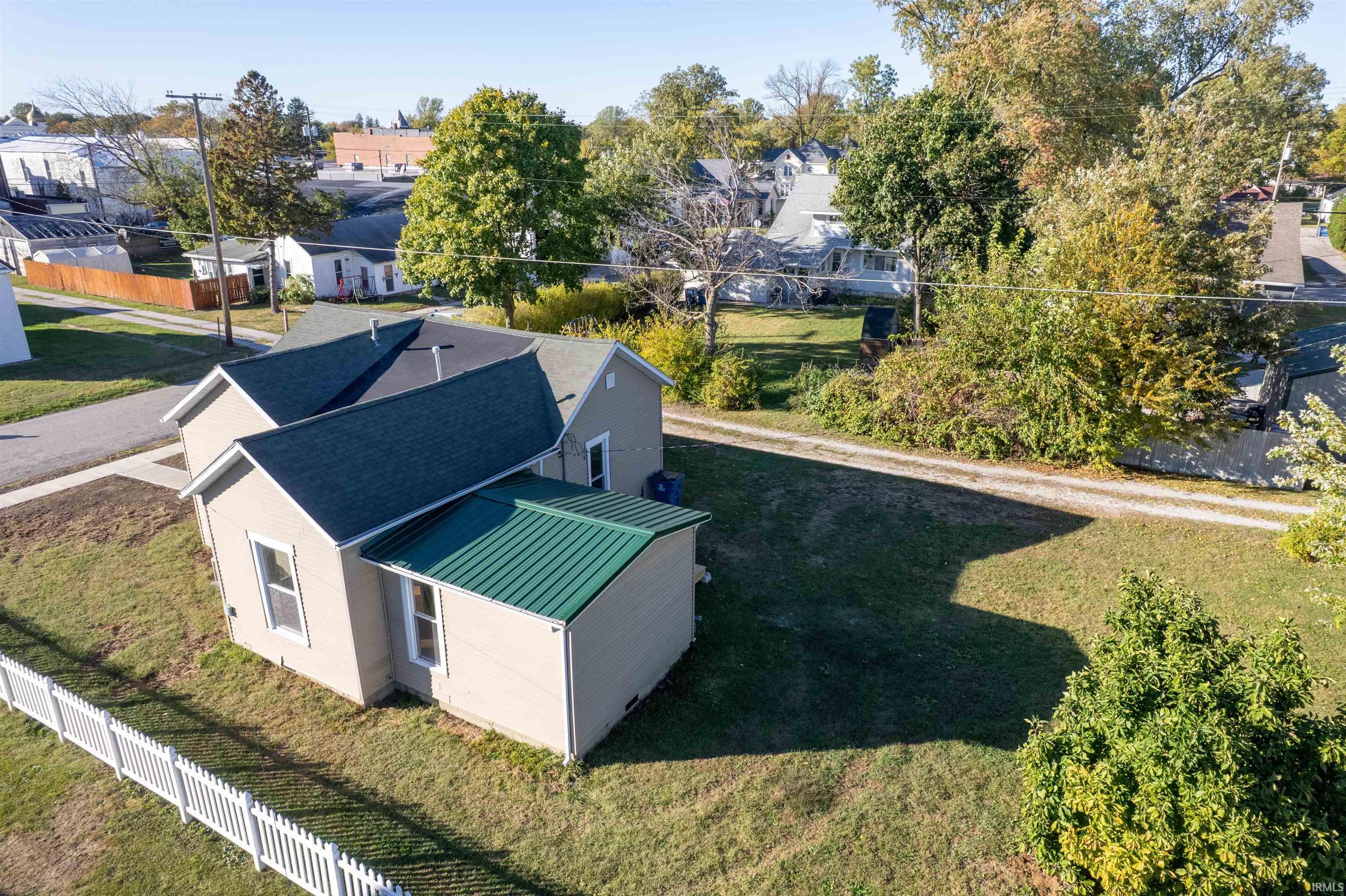 115 South Walnut Street Fairmount, IN 46928 - Photo 4 of 24