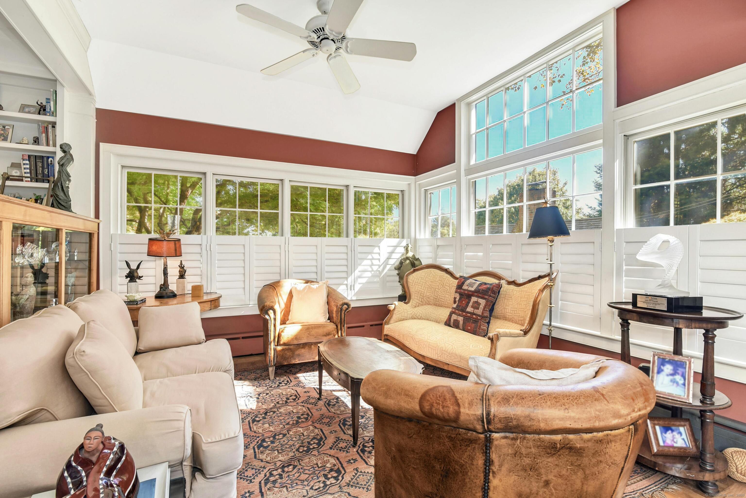 204 Parade Hill Road New Canaan, CT 06840 - Photo 13 of 30