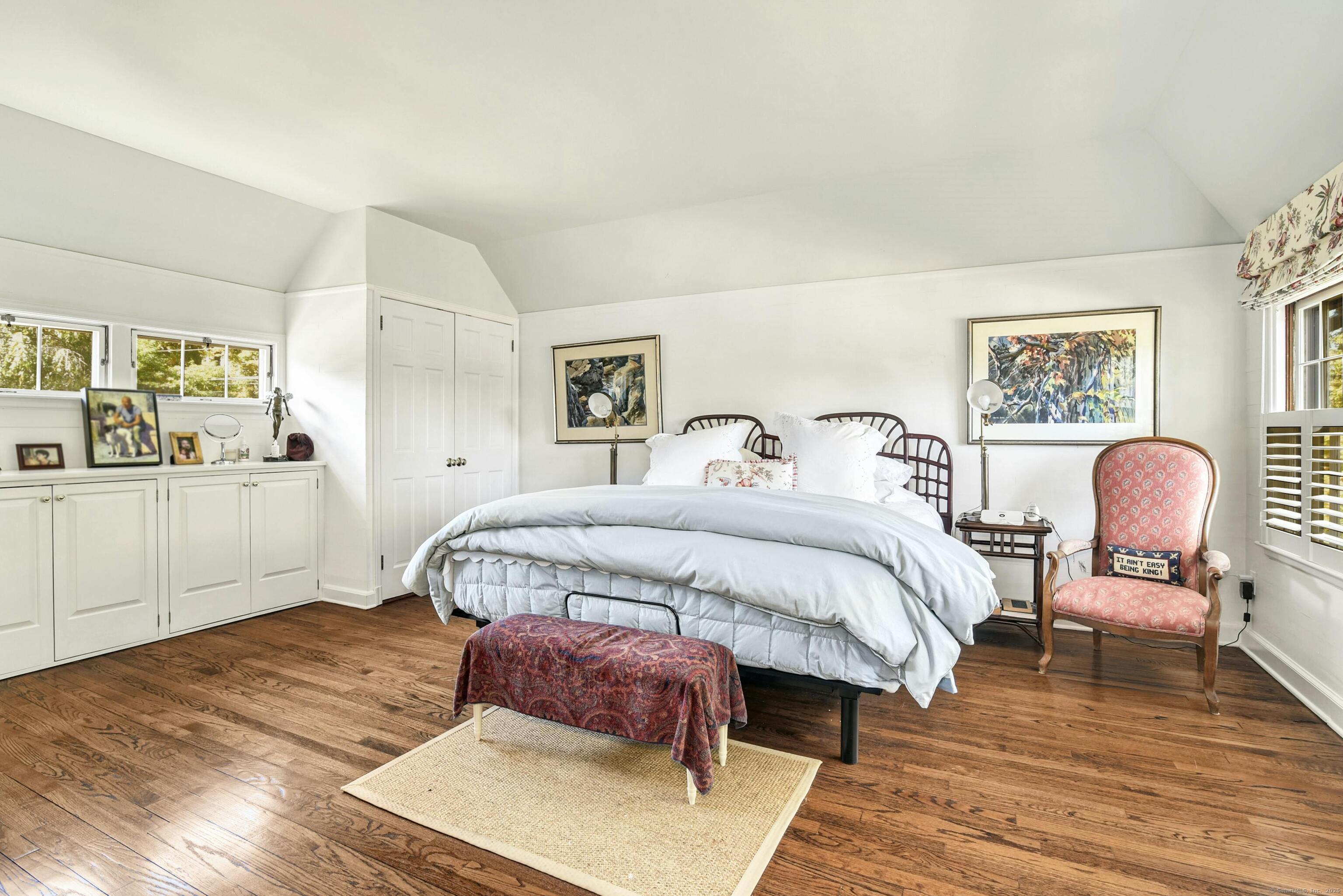 204 Parade Hill Road New Canaan, CT 06840 - Photo 14 of 30