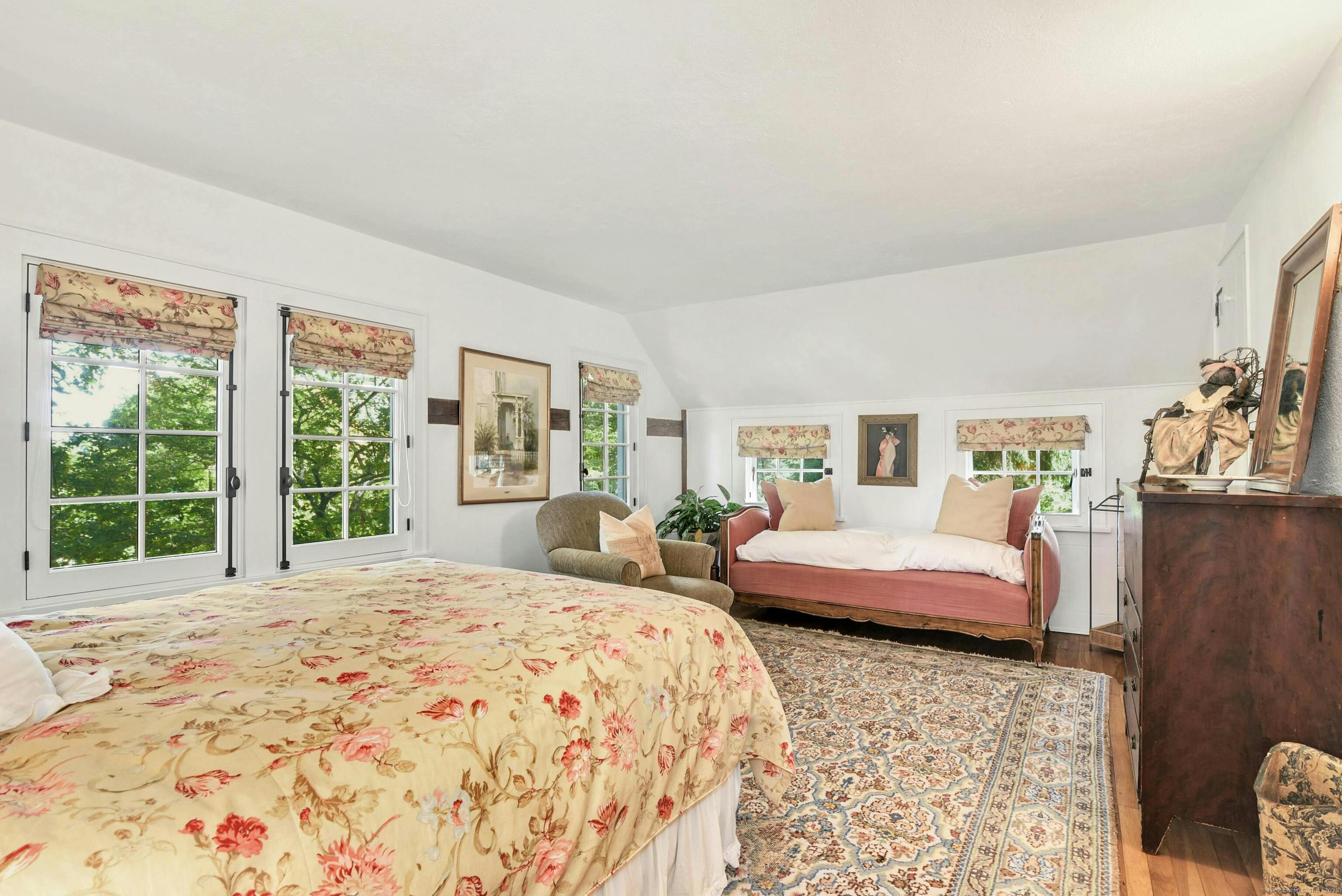 204 Parade Hill Road New Canaan, CT 06840 - Photo 19 of 30