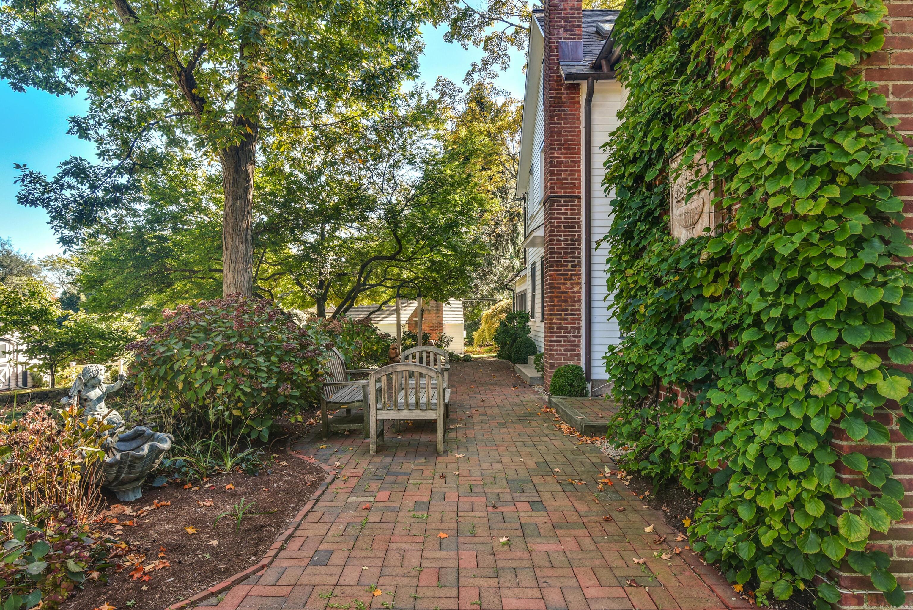 204 Parade Hill Road New Canaan, CT 06840 - Photo 21 of 30