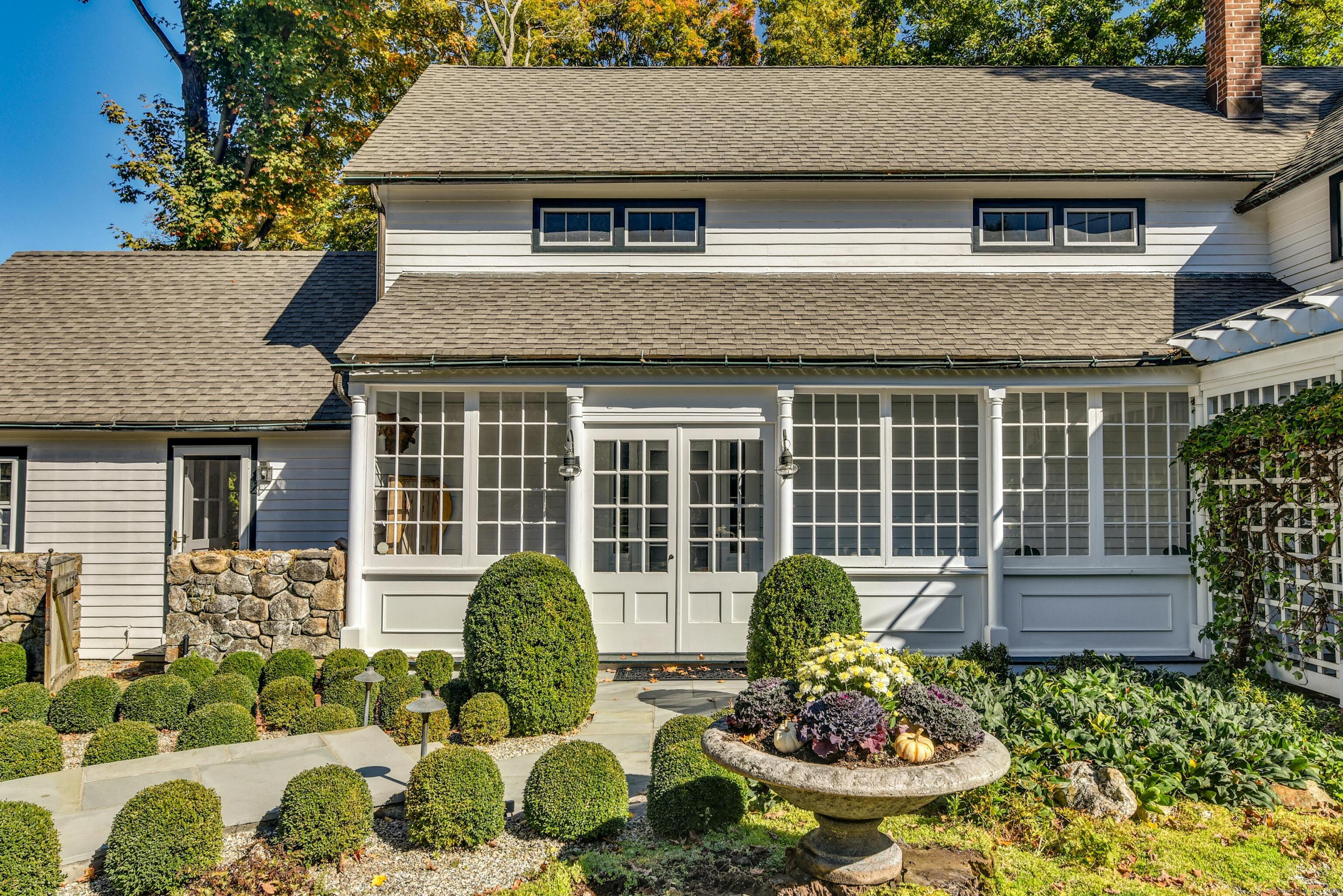 204 Parade Hill Road New Canaan, CT 06840 - Photo 22 of 30