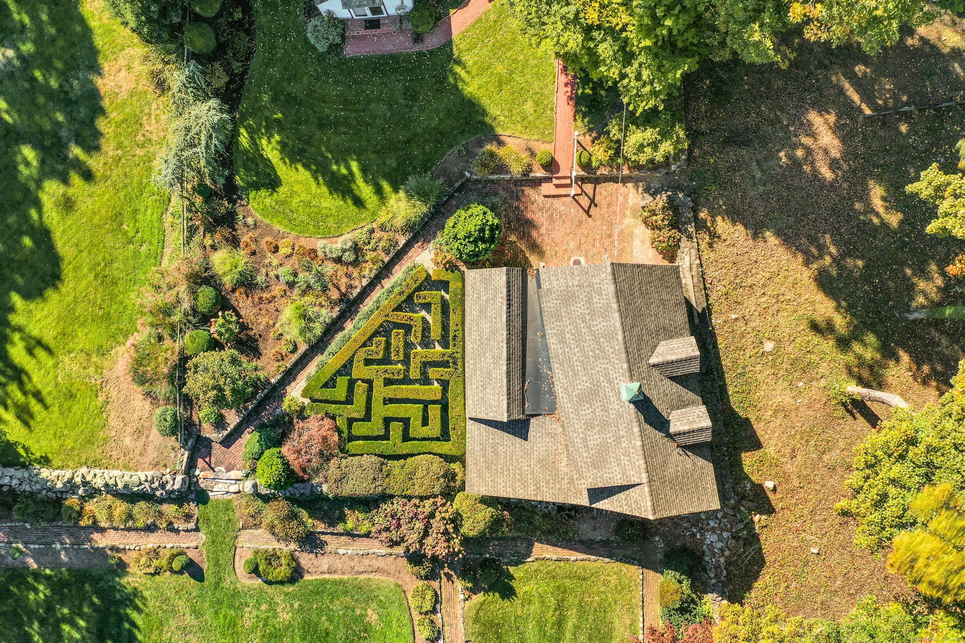 204 Parade Hill Road New Canaan, CT 06840 - Photo 30 of 30