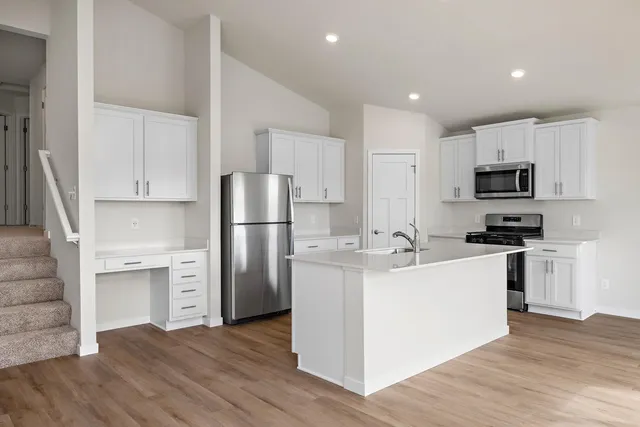 $381,900 | 330 Florence Avenue South, Annandale, MN 55302