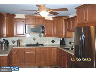 310 Walnut Avenue Evesham, NJ 08053 - Photo 7 of 12 Kitchen
