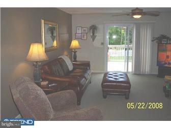 310 Walnut Avenue Evesham, NJ 08053 - Photo 8 of 12 Family Room
