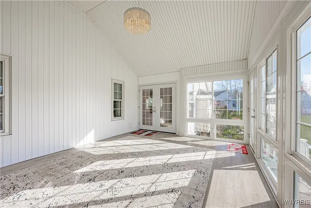 $399,000 | 5426 Carleton Lake Drive, Lockport Town, NY 14094