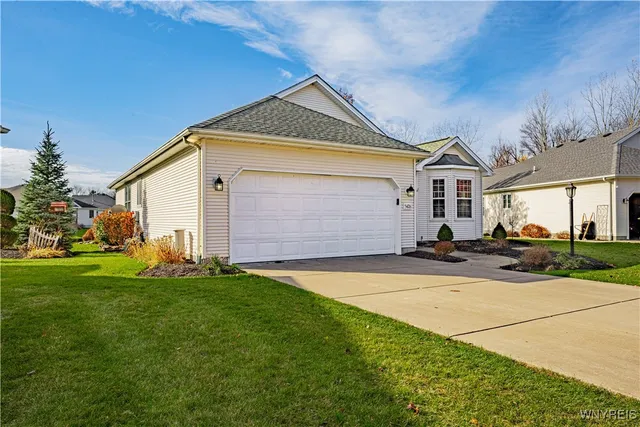 $399,000 | 5426 Carleton Lake Drive, Lockport Town, NY 14094