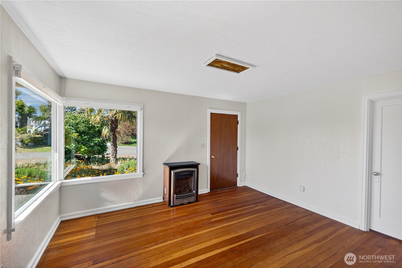 2009 11th Street Anacortes, WA 98221 - Photo 11 of 26