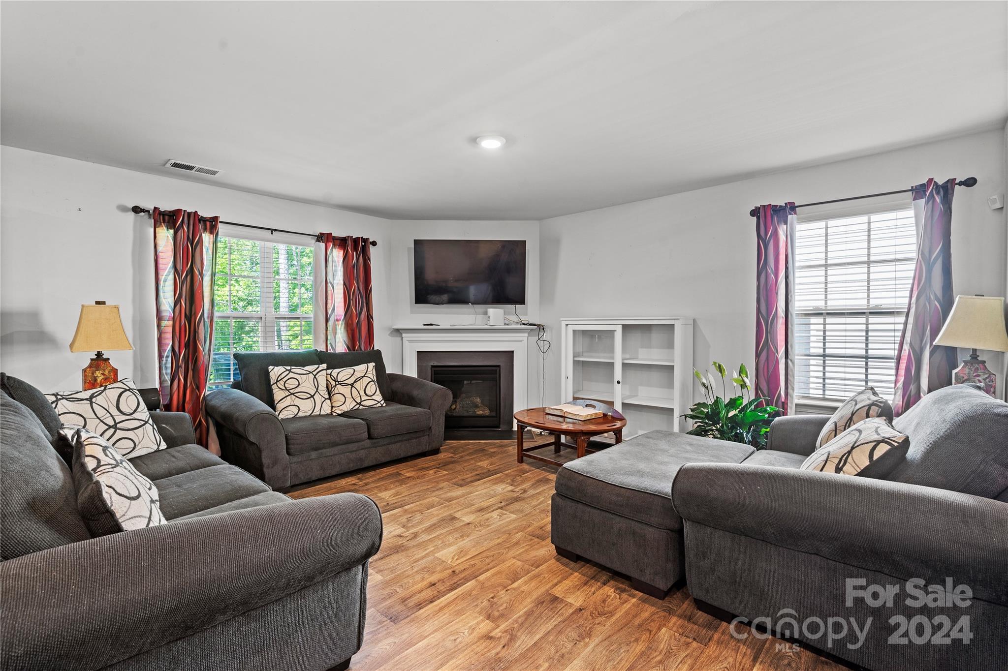 7253 Finnigan Road Charlotte, NC 28215 - Photo 8 of 30 Gallery Image 8