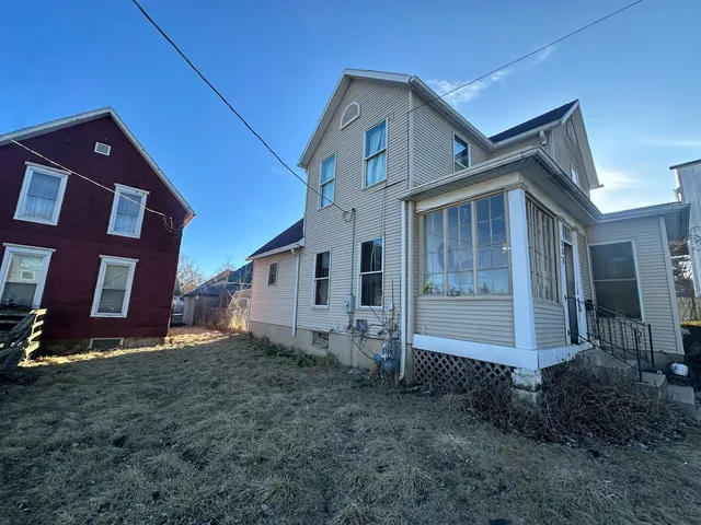 $40,000 | 808 South Adams Avenue, Freeport, IL 61032