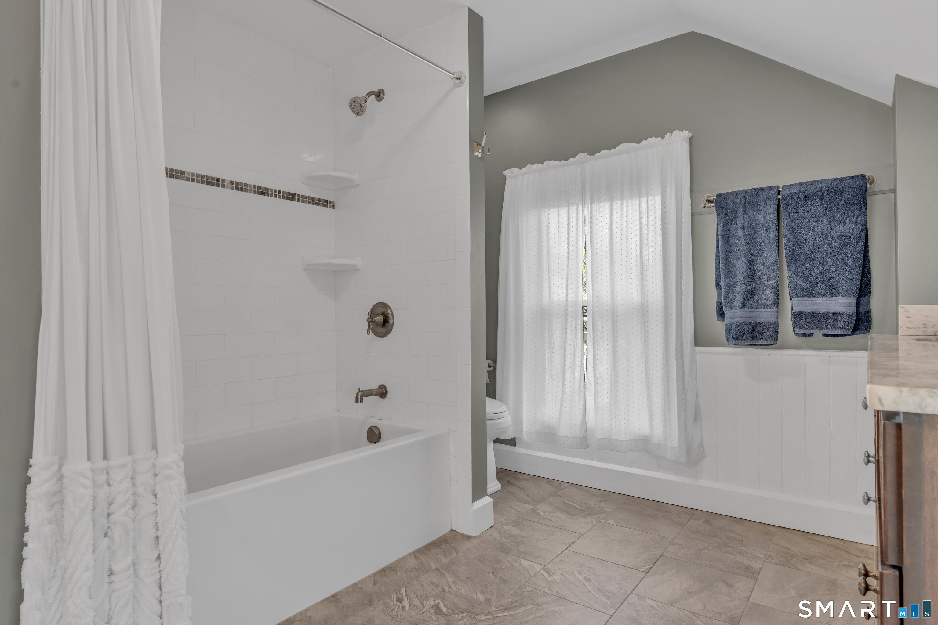 54 Main Street Newtown, CT 06470 - Photo 25 of 40