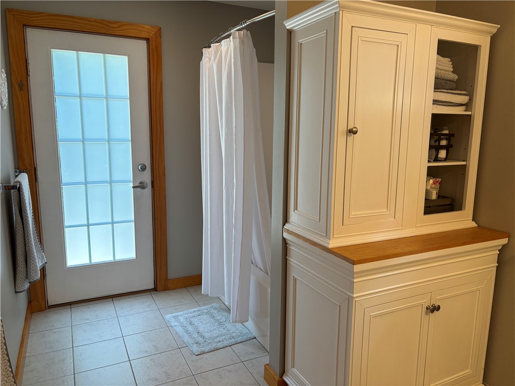 179 Sparrowhawk Lake Road Maryland, NY 12155 - Photo 19 of 49 Primary bathroom with walk out