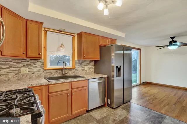 $249,750 | 2160 North Susquehanna Trail, York, PA 17404