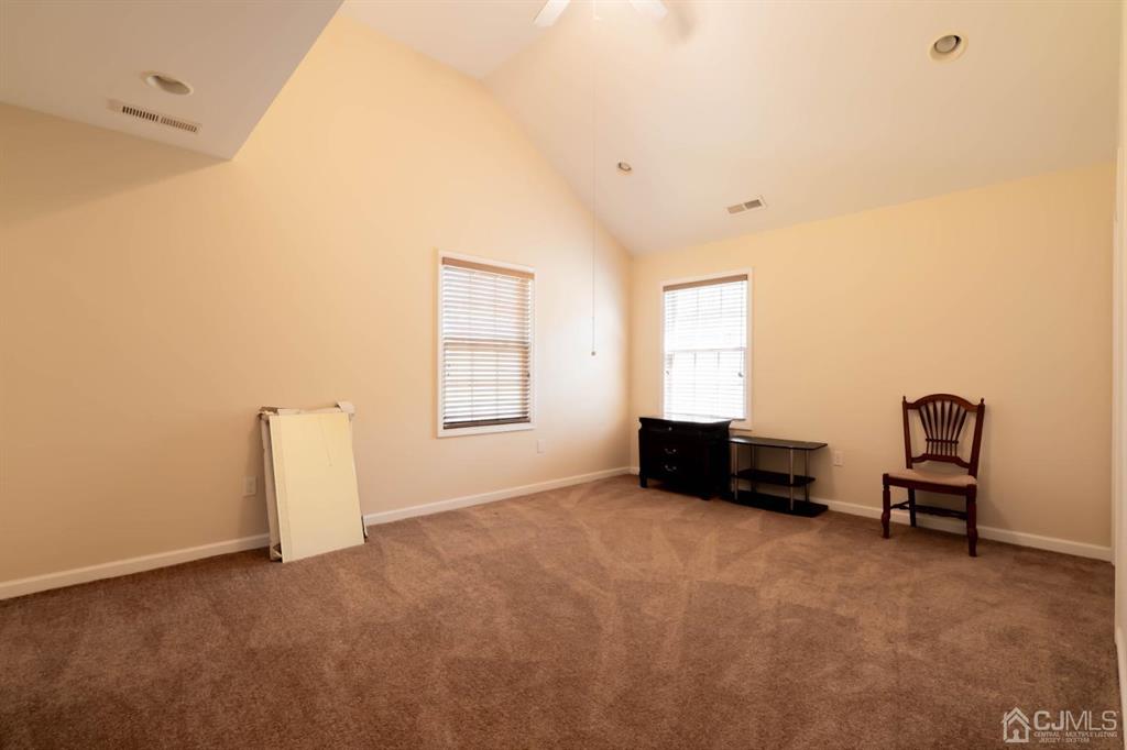 40 Kimberly Road Colonia, NJ 07067 - Photo 30 of 30 an empty room with windows and closet