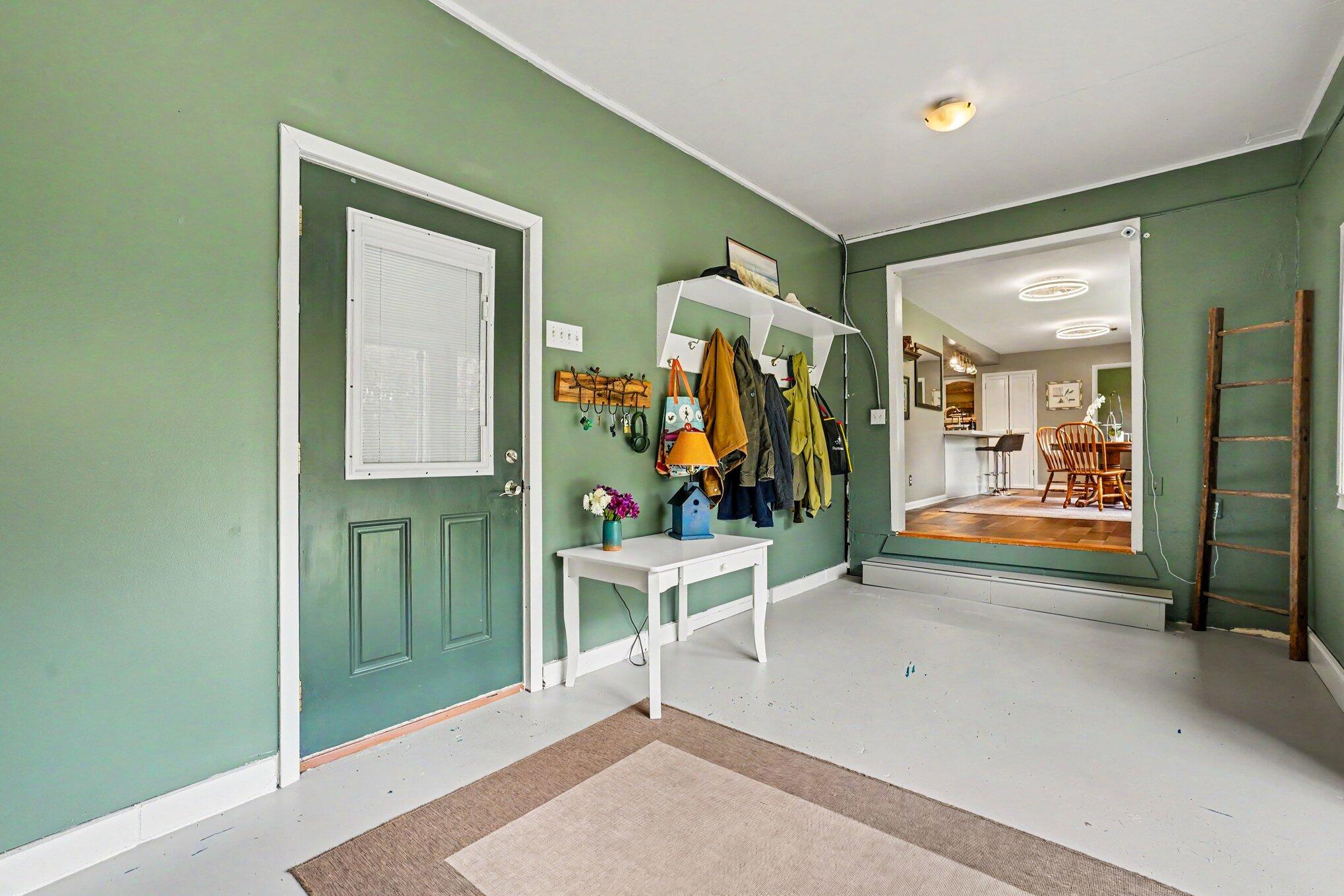 4429 Grand Prairie Road Kalamazoo, MI 49006 - Photo 11 of 29 026_file_5459