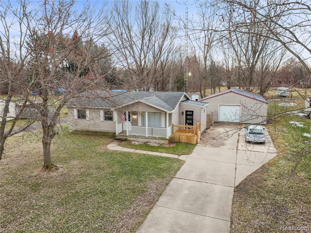 2411 Bingham Road Clio, MI 48420 - Photo 4 of 40