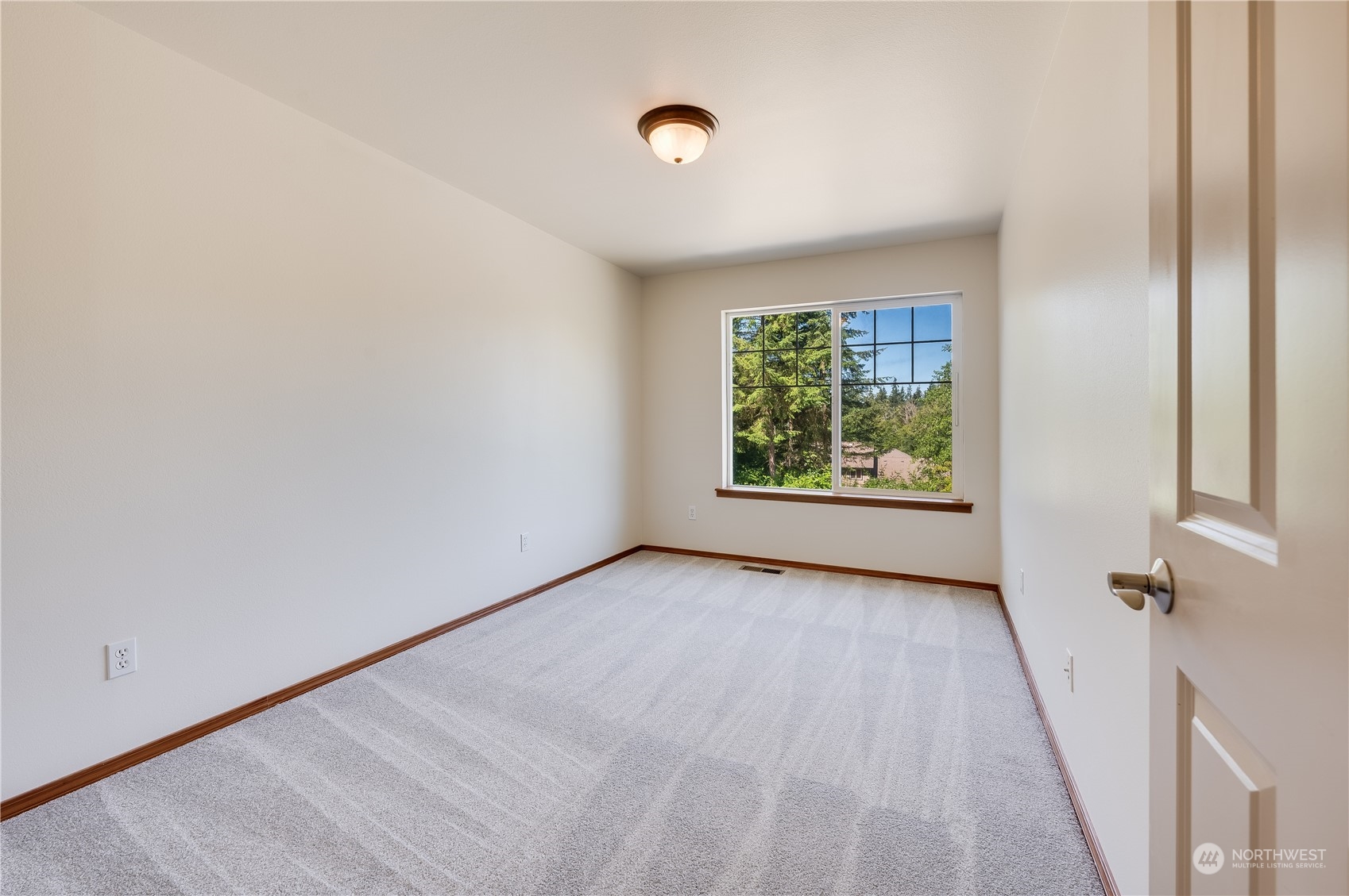 231 South Camano Ridge Road Camano Island, WA 98282 - Photo 21 of 35 Gallery Image 21