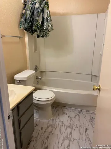 $1,500 | 2827 Ash Field Drive, San Antonio, TX 78245