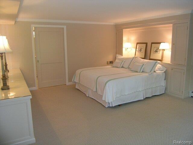94 Cloverly Road Grosse Pointe, MI 48236 - Photo 12 of 25 Master Bedroom