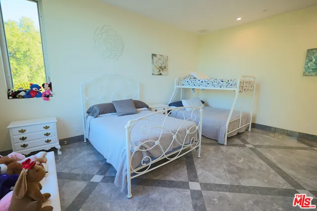 $48,000 | Undisclosed Address, Woodland Hills, CA 91367