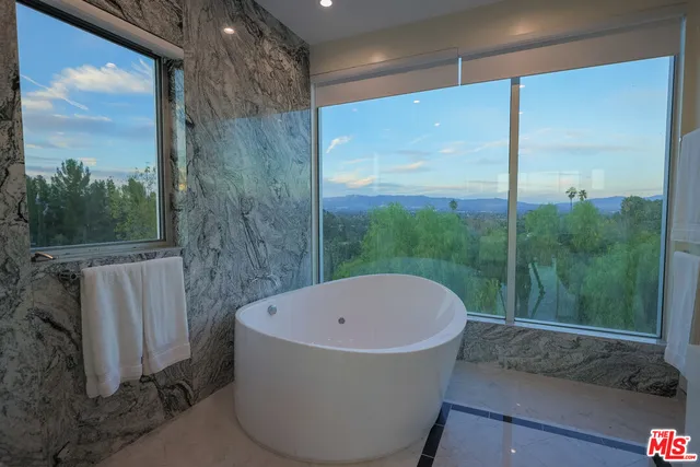 $48,000 | Undisclosed Address, Woodland Hills, CA 91367