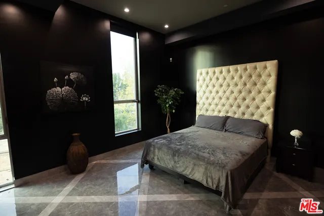 $48,000 | Undisclosed Address, Woodland Hills, CA 91367