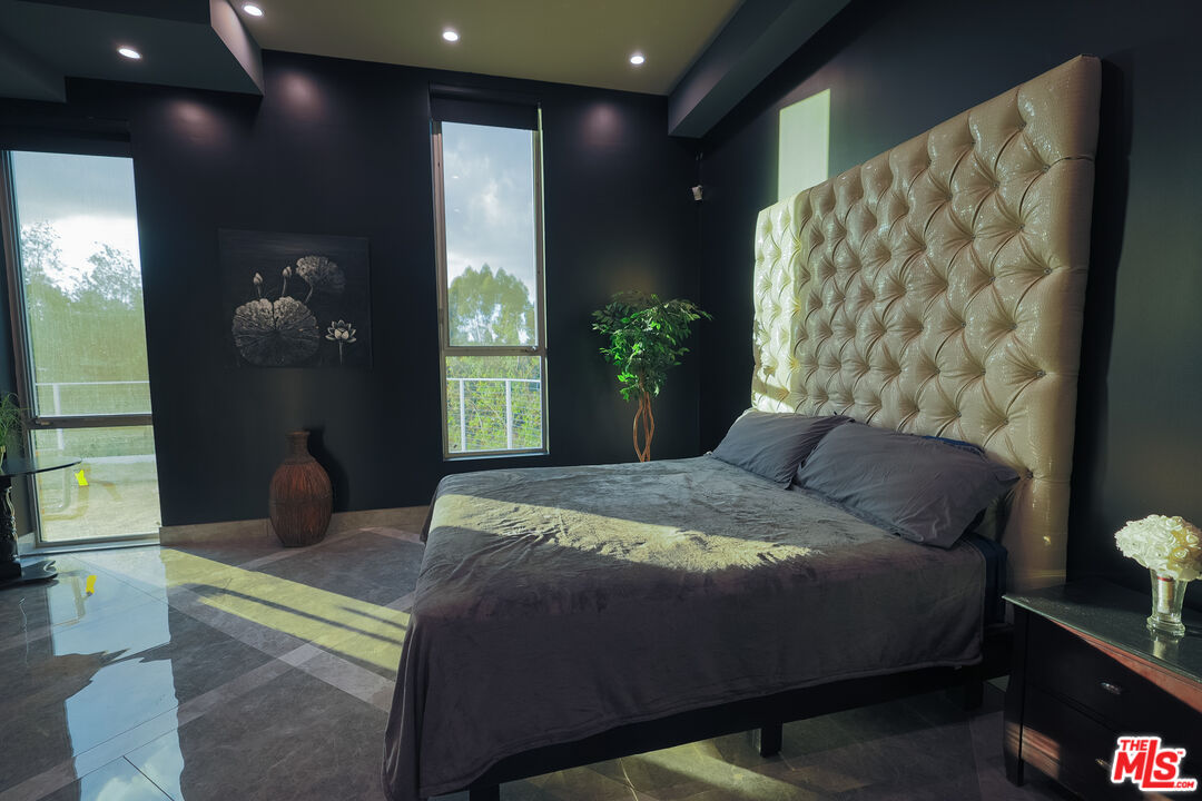 Undisclosed Address Woodland Hills, CA 91367 - Photo 54 of 75