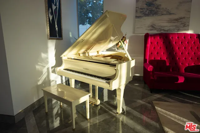 $48,000 | Undisclosed Address, Woodland Hills, CA 91367