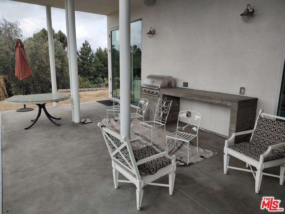 Undisclosed Address Woodland Hills, CA 91367 - Photo 61 of 75